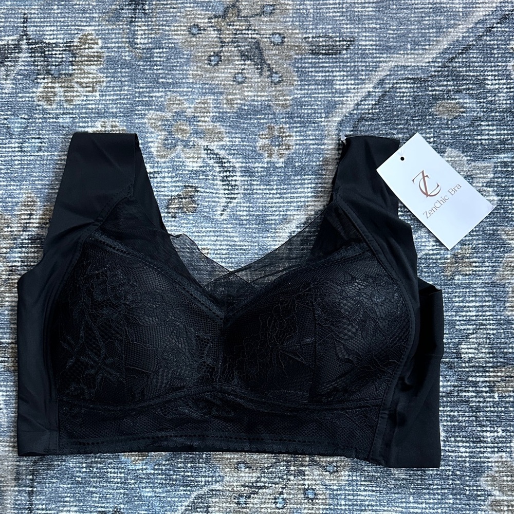 ZenChic Elegant Black Lace Bra Large NWT